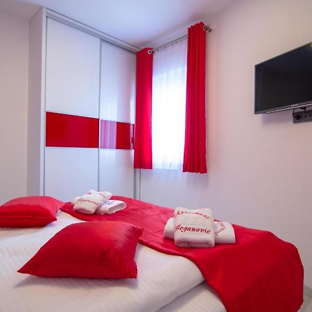 Apartman Paola Vrh  Eksteriør billede